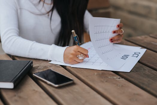 student planning their schedule